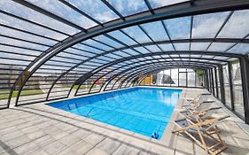 Rresort - Domki Z Krytym I Podgrzewanym Basenem, Sauna, Wifi, Parking W Cenie!