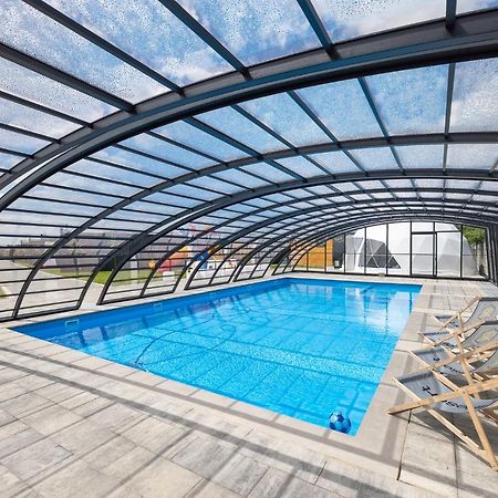Rresort - Domki Z Krytym I Podgrzewanym Basenem, Sauna, Wifi, Parking W Cenie! Rewal Exterior foto