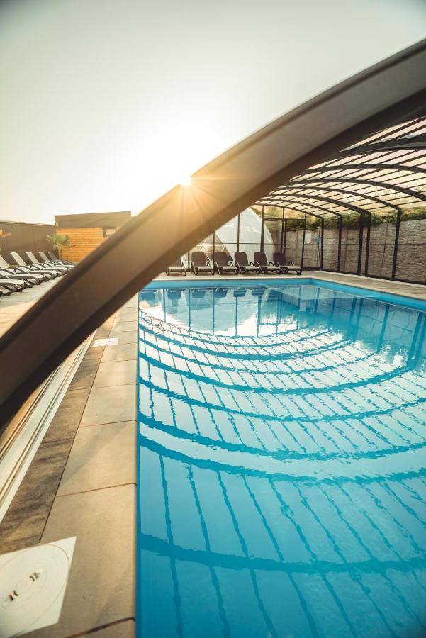 Rresort - Domki Z Krytym I Podgrzewanym Basenem, Sauna, Wifi, Parking W Cenie! Rewal Exterior foto