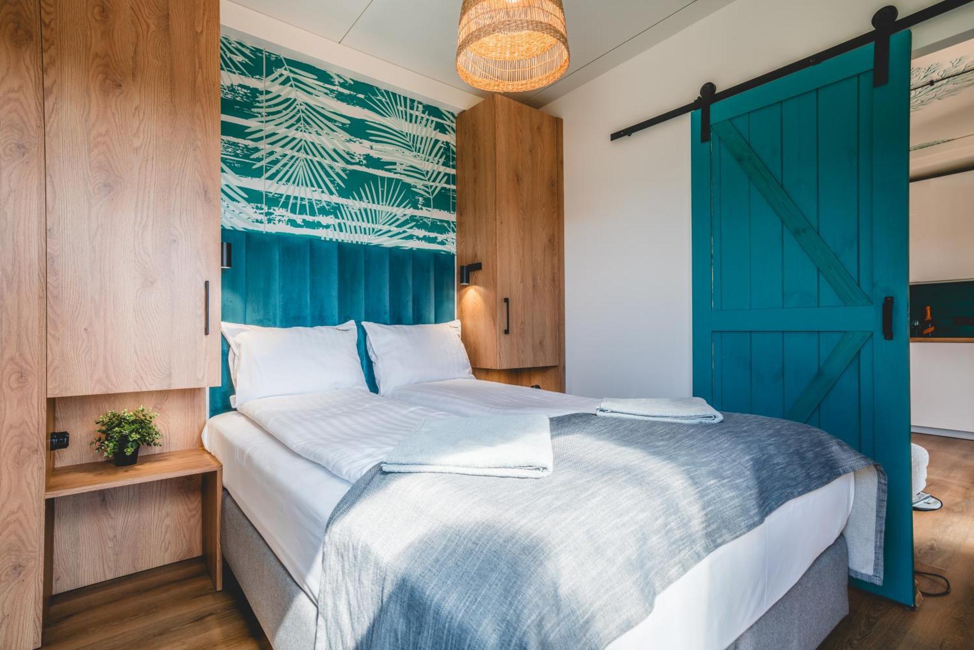 Rresort - Domki Z Krytym I Podgrzewanym Basenem, Sauna, Wifi, Parking W Cenie! Rewal Exterior foto